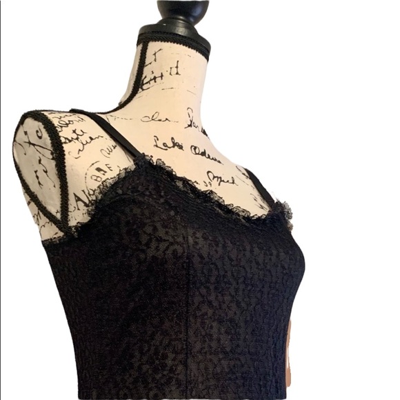 * ON HOLD FOR Huntress * Vintage Sexy Black Lace Slip - Picture 2 of 9